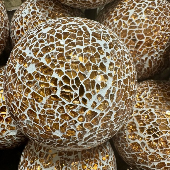 Set of 12 Decorative Mosaic Glass Spheres (Copper Gold color) - Picture 6 of 7